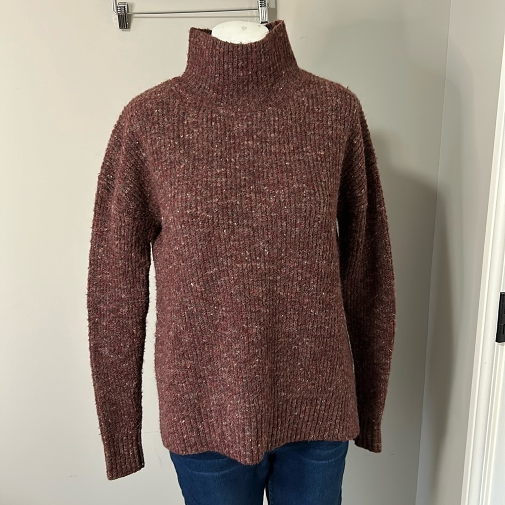 Sherpa Adventure Gear Tsetang Mock Neck Beet Red Ribbed Sweater Recycled Sz M